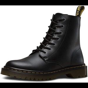 Dr. Martens Luana combat boots